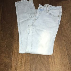 Light colored skinny jeans